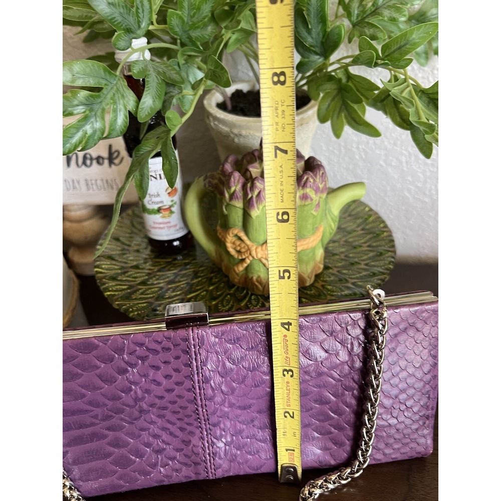 Valerie Steven's Faux Snakeskin Clutch - Picture 9 of 16
